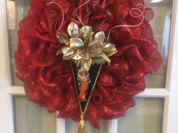0066-Red-wreath-w/gold-pontsettia